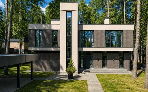 2-этажный коттедж 400 м² с отделкой