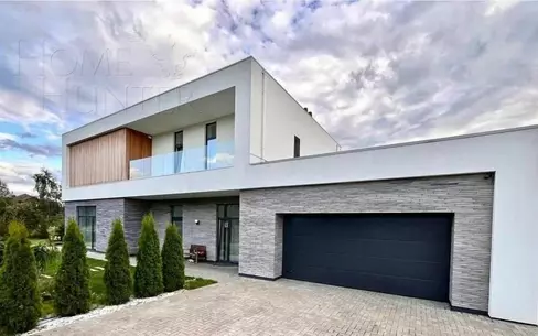 2-этажный коттедж 350 м² с отделкой