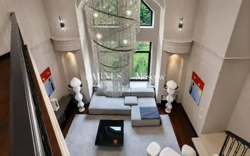 2-этажный коттедж 500 м² с отделкой