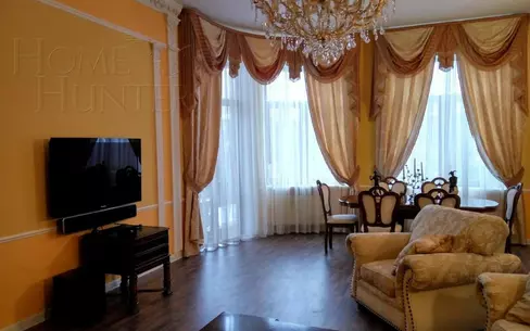3-этажный таунхаус 280 м² с отделкой