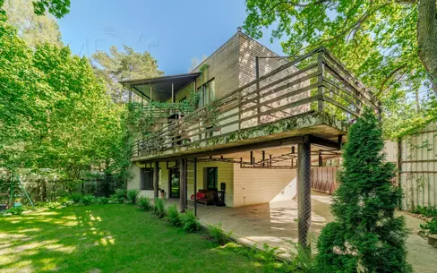 3-этажный коттедж 480 м² с отделкой