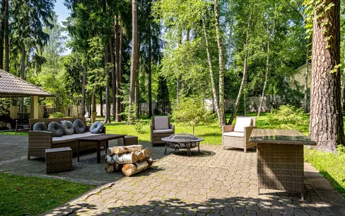 2-этажный коттедж 850 м² с отделкой