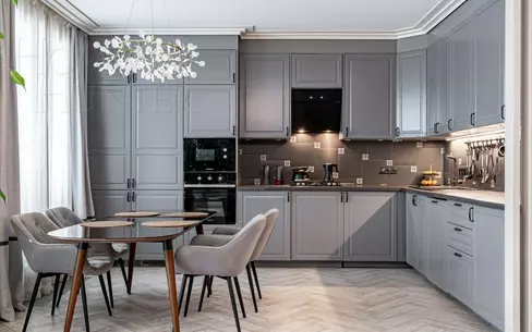 3-этажный коттедж 300 м² с отделкой