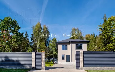 2-этажный коттедж 230 м² с отделкой