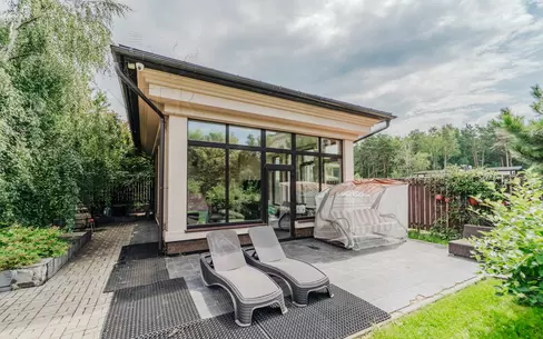 2-этажный коттедж 550 м² с отделкой
