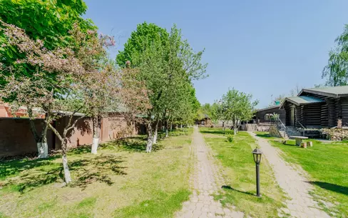 3-этажный коттедж 600 м² с отделкой