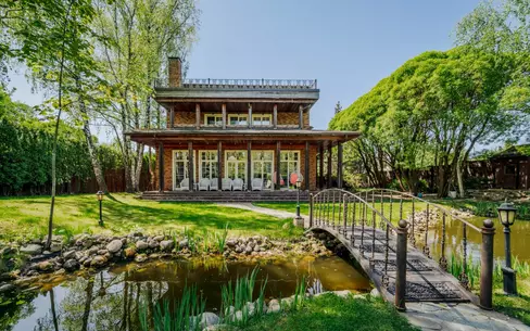 3-этажный коттедж 600 м² с отделкой