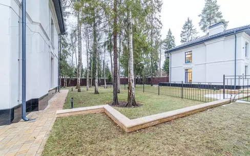 2-этажный коттедж 500 м² с отделкой