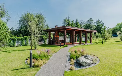 2-этажный коттедж 1 117.5 м² с отделкой