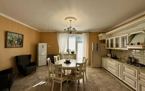 2-этажный коттедж 1 065 м² с отделкой
