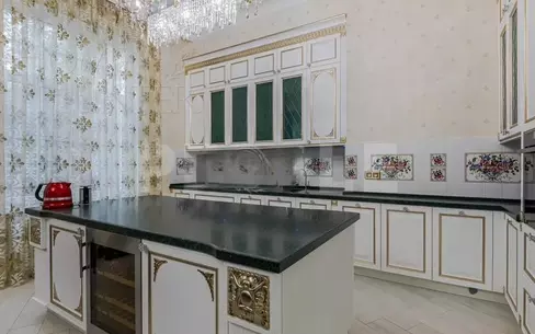 3-этажный таунхаус 375 м² с отделкой