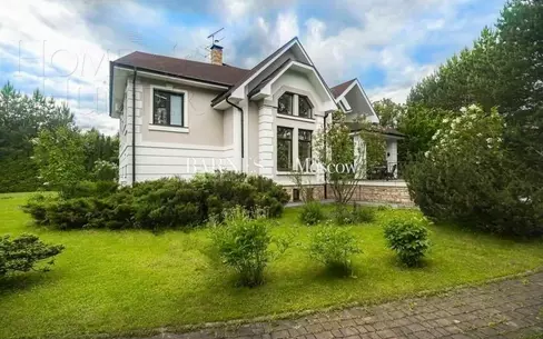 2-этажный коттедж 500 м² с отделкой