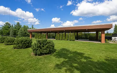 2-этажный коттедж 375 м² с отделкой