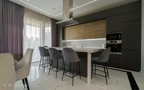 2-этажный коттедж 300 м² с отделкой