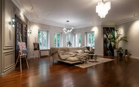 2-этажный коттедж 1 463 м² с отделкой