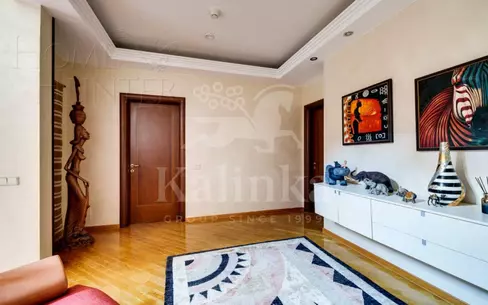 4-этажный коттедж 1 416.2 м² с отделкой