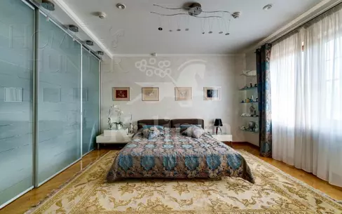 2-этажный коттедж 1 416.2 м² с отделкой