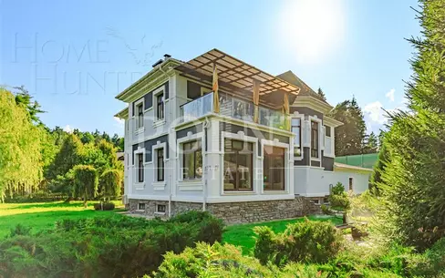2-этажный коттедж 680 м² с отделкой