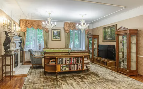 2-этажный коттедж 610 м² с отделкой