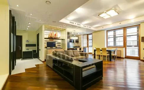 4-КОМН. КВАРТИРА С ОТДЕЛКОЙ 138 М² НА 4 ЭТАЖЕ