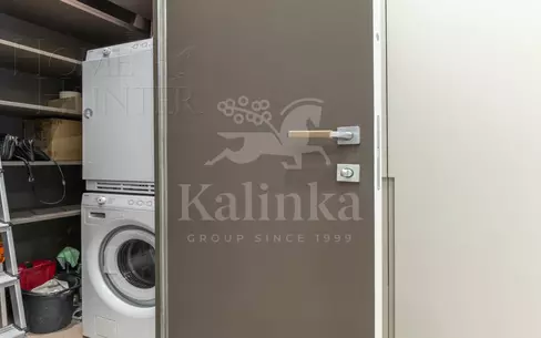 5-КОМН. КВАРТИРА С ОТДЕЛКОЙ 212.9 М² НА 3 ЭТАЖЕ