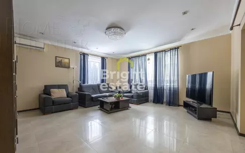 2-этажный коттедж 220 м² с отделкой