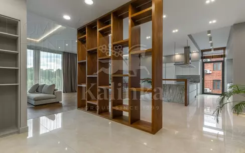 5-КОМН. КВАРТИРА С ОТДЕЛКОЙ 212.9 М² НА 3 ЭТАЖЕ