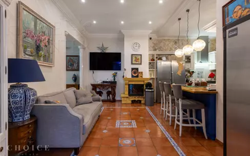3-этажный коттедж 650 м² с отделкой
