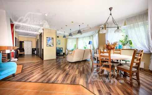 2-этажный коттедж 500 м² с отделкой