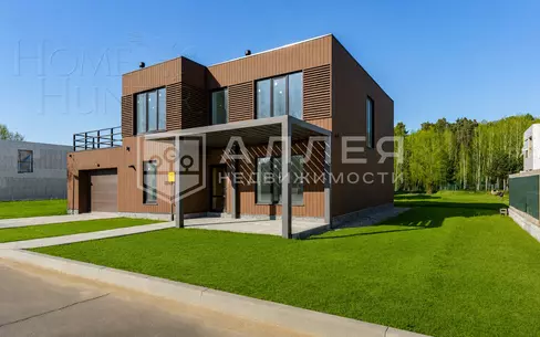 2-этажный коттедж 240 м² с отделкой