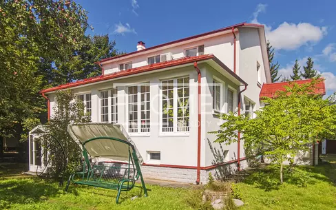 2-этажный коттедж 481.2 м² с отделкой