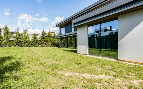 2-этажный коттедж 920 м² без отделки