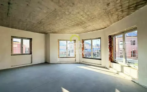 3-этажный коттедж 371.5 м² без отделки