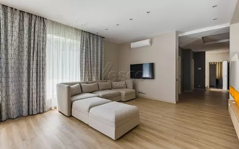 2-этажный коттедж 364 м² с отделкой