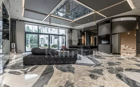 2-этажный коттедж 2 430 м² с отделкой