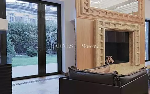 2-этажный коттедж 1 365 м² с отделкой