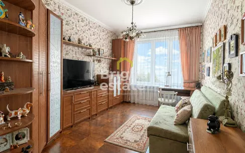 3-этажный таунхаус 230 м² с отделкой