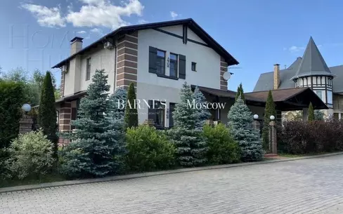 2-этажный коттедж 380 м² с отделкой