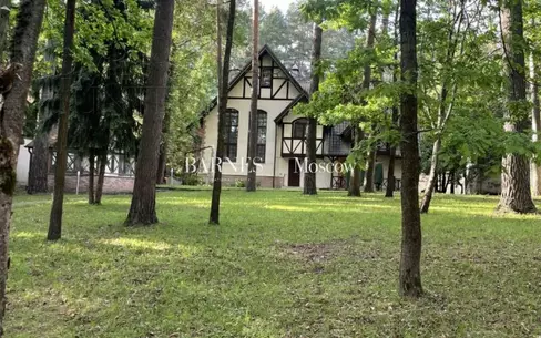 2-этажный коттедж 380 м² без отделки