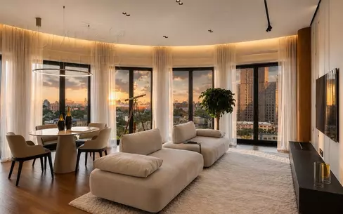 4-КОМН. КВАРТИРА С ОТДЕЛКОЙ 155 М² НА 15 ЭТАЖЕ