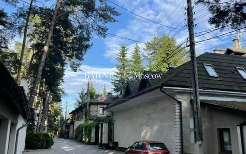 2-этажный коттедж 380 м² без отделки