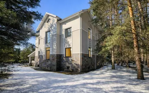 2-этажный коттедж 547 м² без отделки