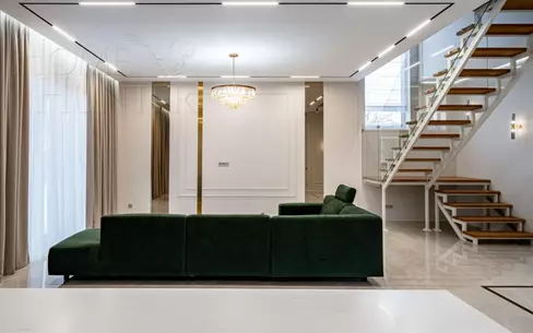 2-этажный коттедж 300 м² с отделкой