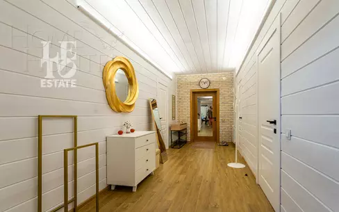 2-этажный коттедж 220 м² с отделкой