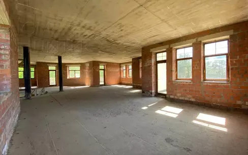 2-этажный коттедж 1 480 м² без отделки