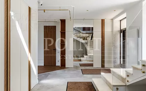 2-этажный коттедж 715 м² с отделкой