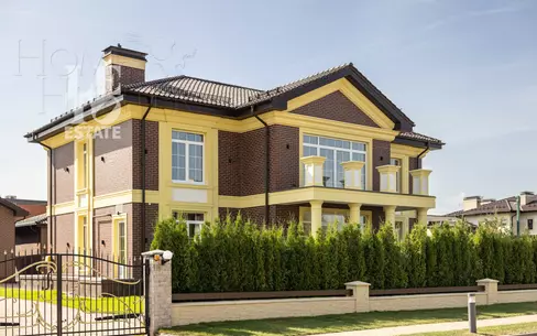 2-этажный коттедж 420 м² с отделкой