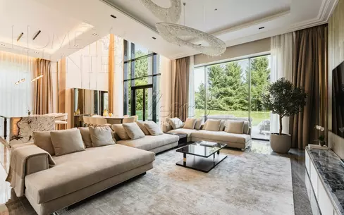 2-этажный коттедж 1 050 м² с отделкой