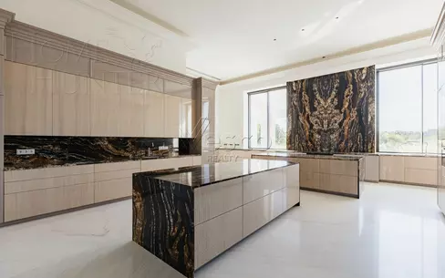 2-этажный коттедж 4 400 м² с отделкой
