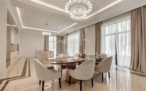 2-этажный коттедж 440 м² без отделки